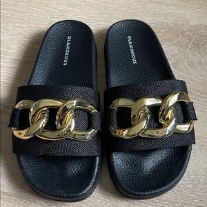 Glamorous gold chain slides